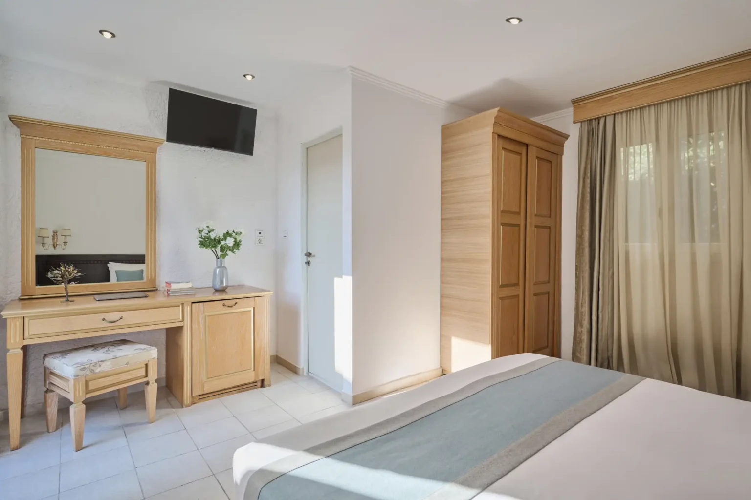 Double Bungalow Garden View (2)