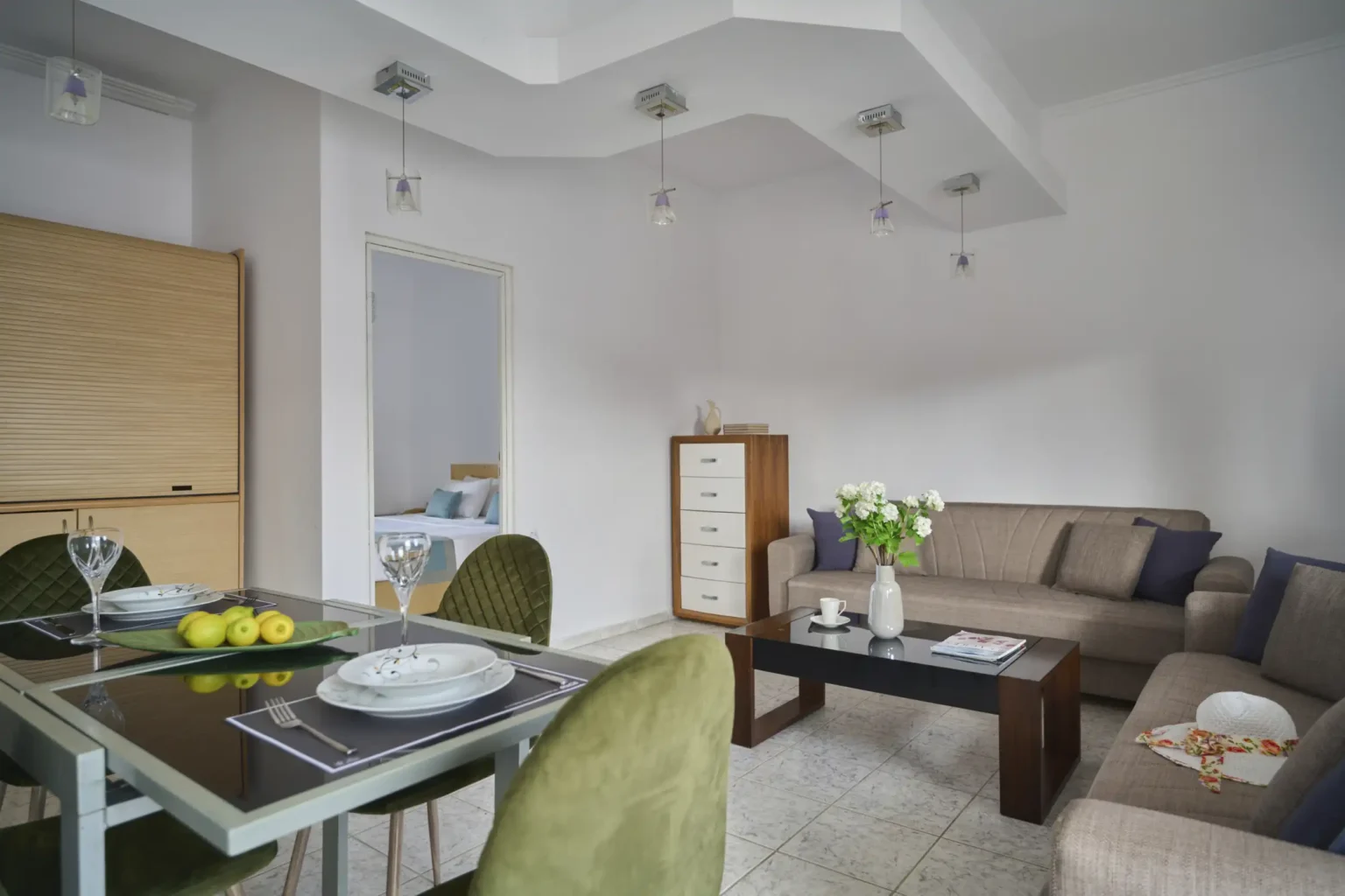 Family Apartment 1 Bedroom Garden View (4)