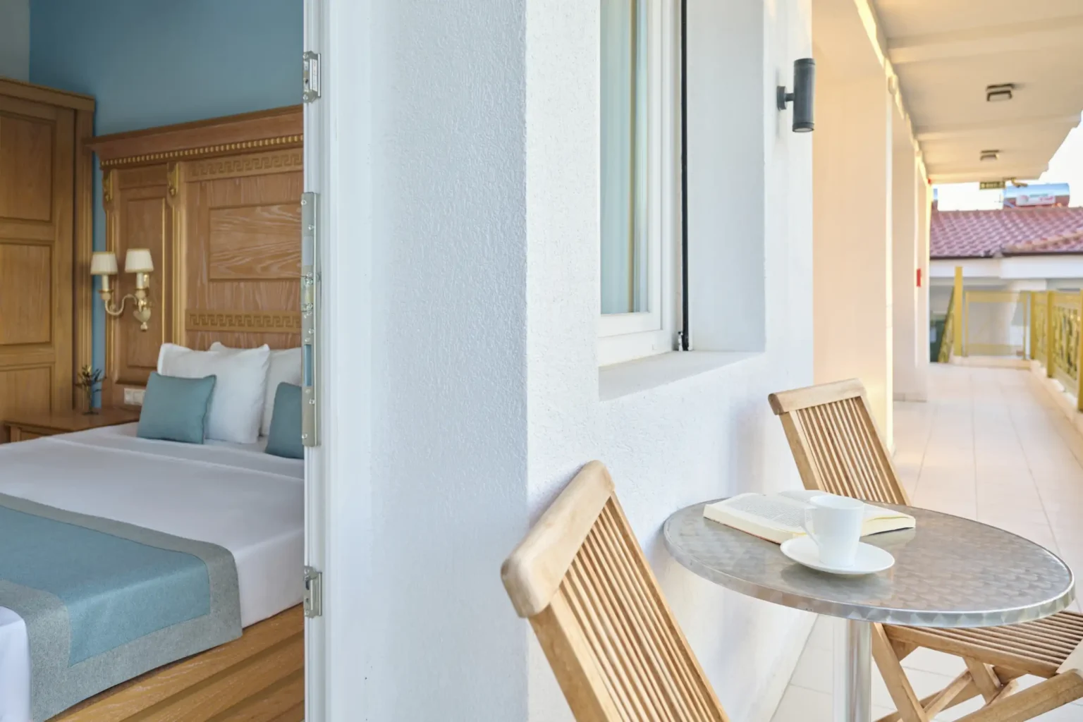 Standard Triple Room Annex Garden View (4)